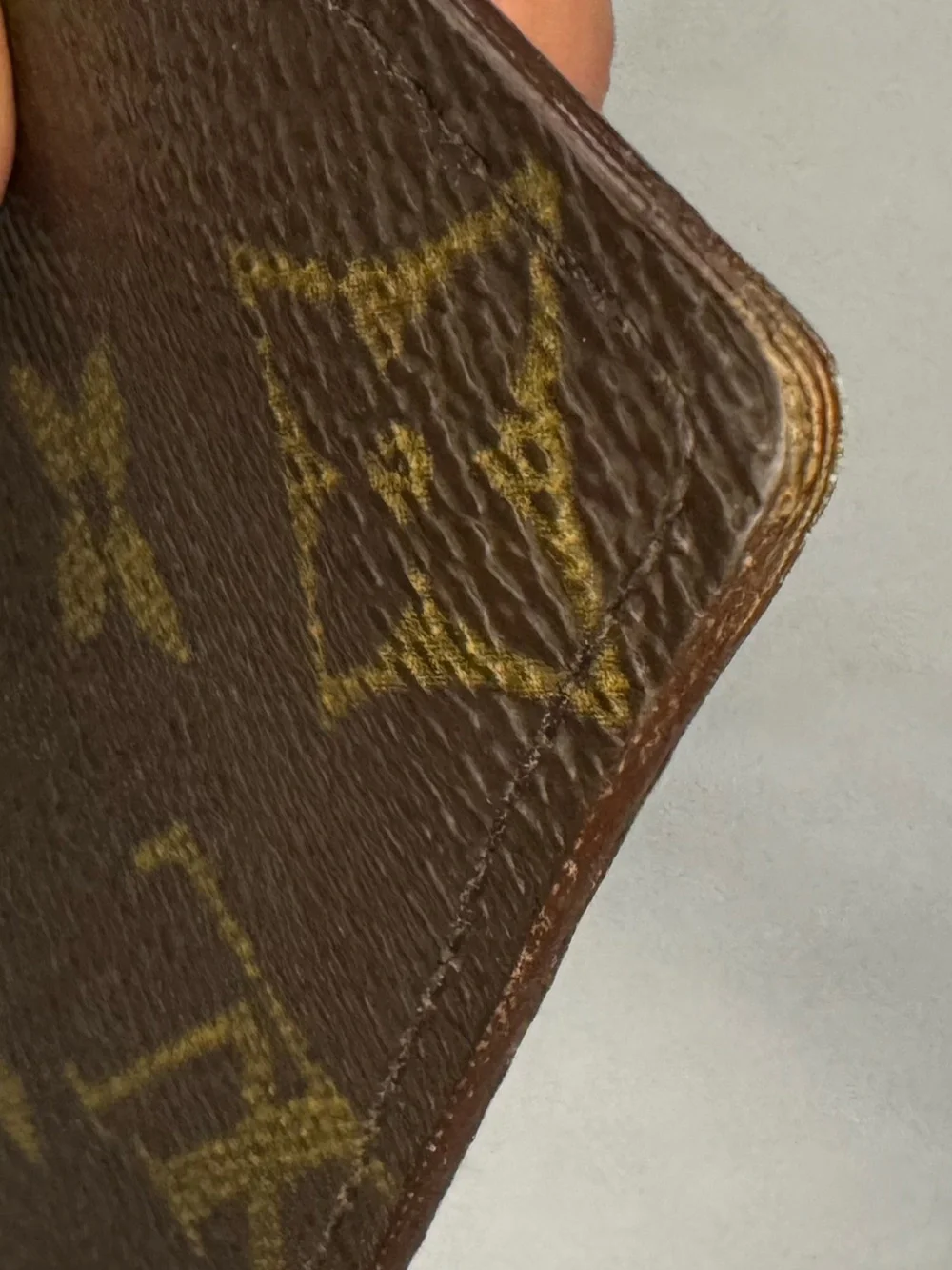 Louis Vuitton classic louis